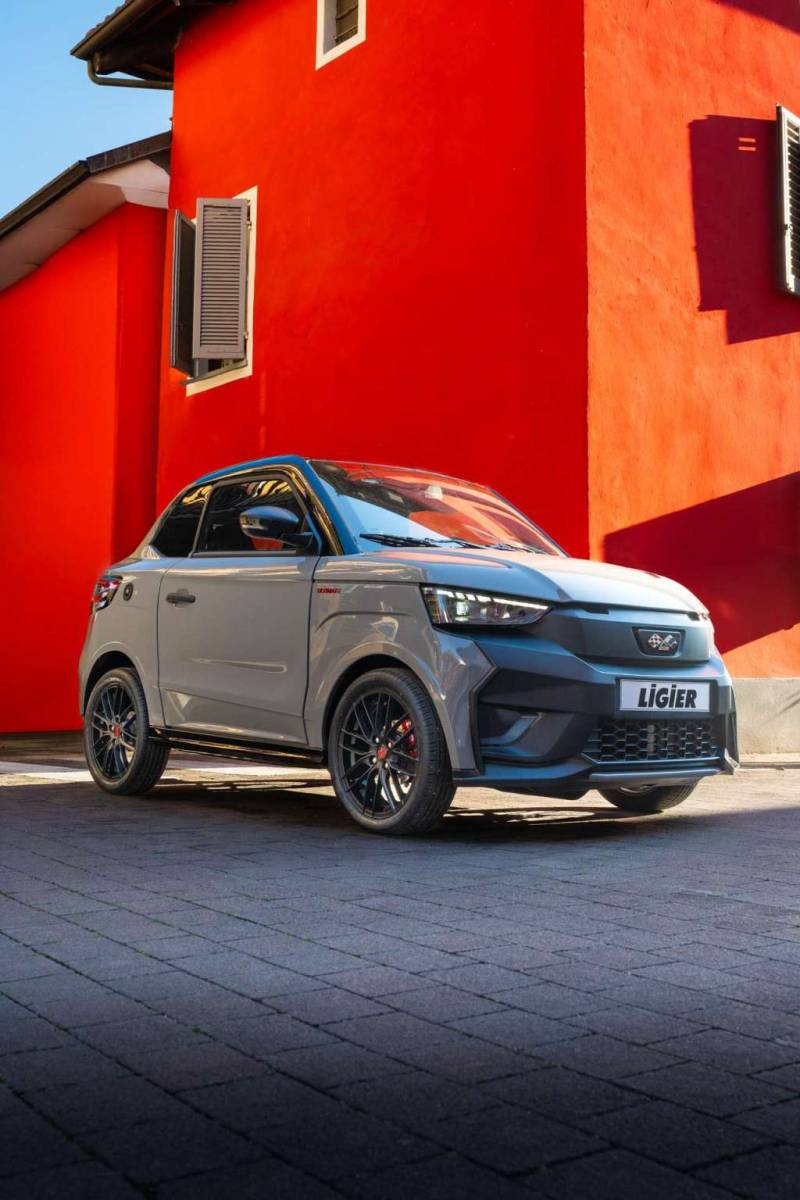 Batterie 11 kWh : jusqu’à 164 km d’autonomie en version 45 km/h
