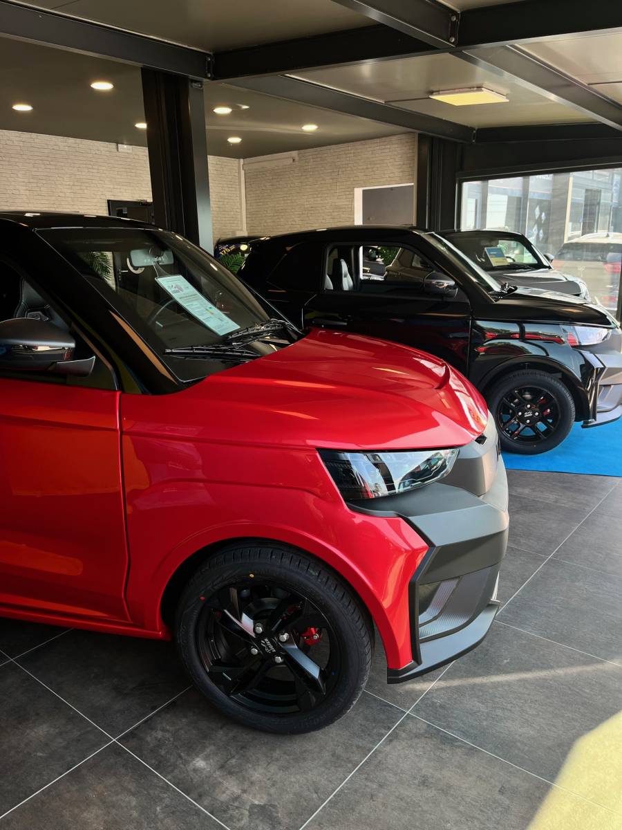 nouvelles ligier js50 diesel ou electrique disponible à puget sur argens 